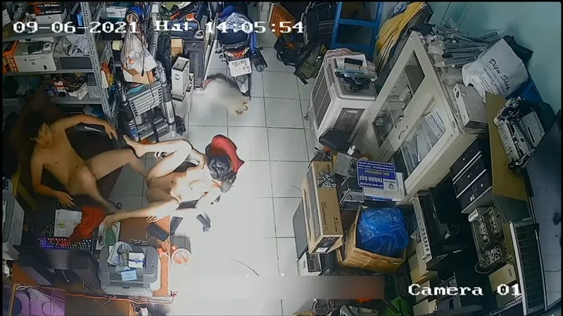Vợ yêu chồng yêu địt nhau trong của dương vật máy tính